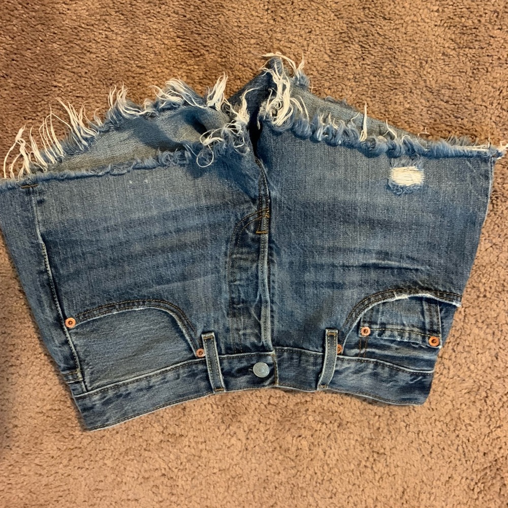 Levi Jean Shorts